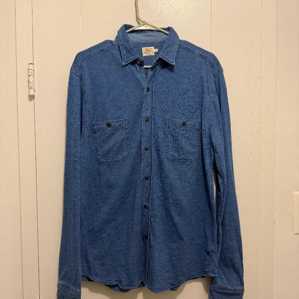 Faherty Men's Long Sleeve Indigo Wash Chambray Button-Down Shirt Medium